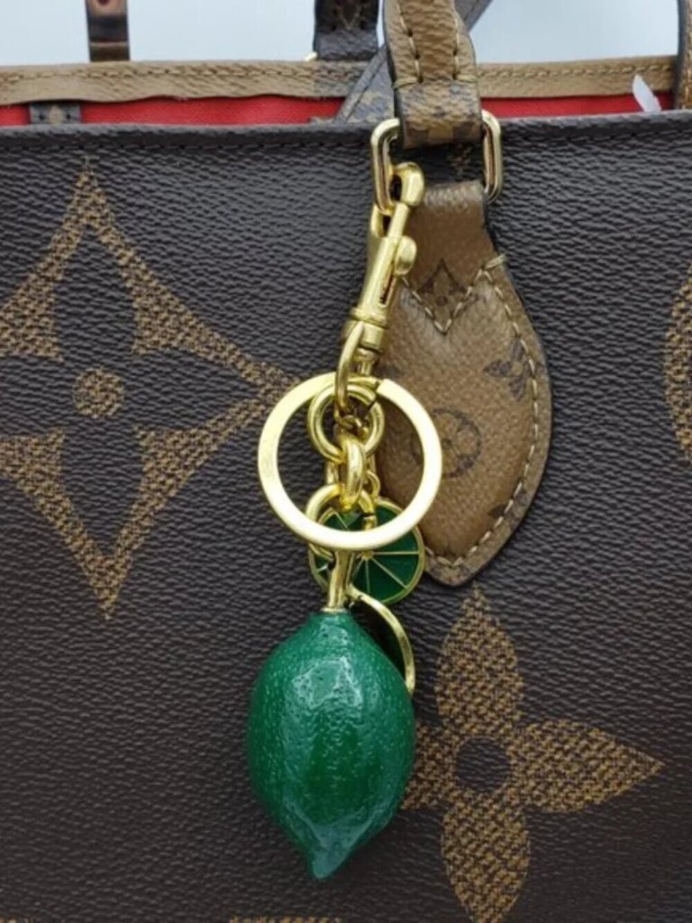 Louis Vuitton Authentic Gold Lock 🔒 Unbranded Lemon Keychain Charm for Bags - Picture 5 of 11